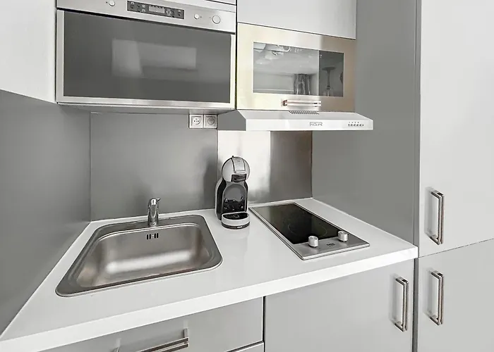 Avec Parking Et Balcon Prive 公寓