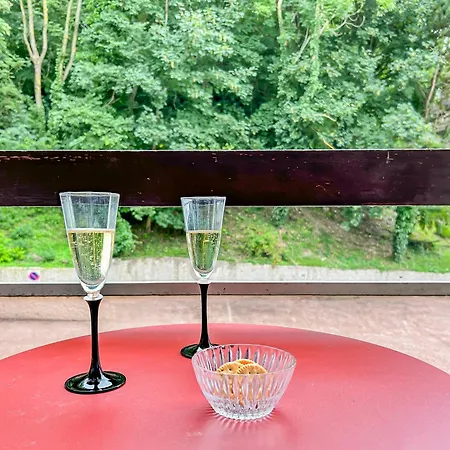 Avec Parking Et Balcon Prive Daire