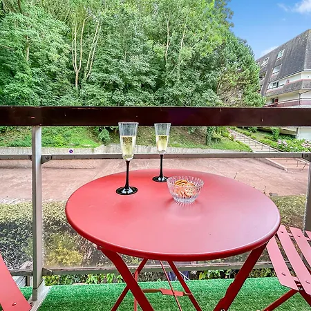 Avec Parking Et Balcon Prive