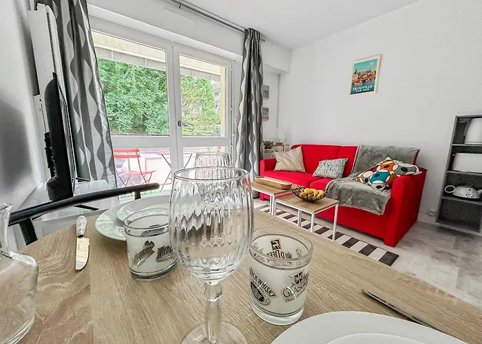 Avec Parking Et Balcon Prive * Trouville-sur-Mer